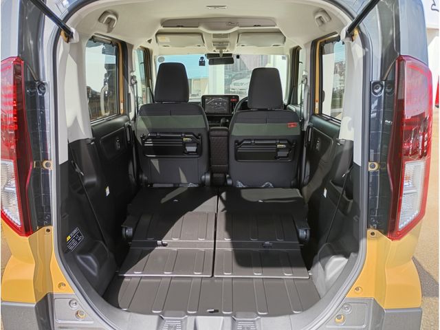 SUZUKI SPACIA GEAR 4WD 2024 Image 31