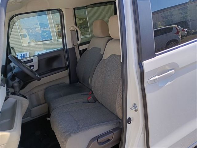 HONDA N BOX 2020 Image 31