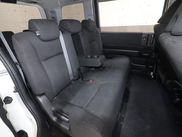 HONDA STEPWAGON SPADA 2012 Image 31