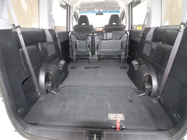 HONDA STEPWAGON SPADA 2012 Image 31