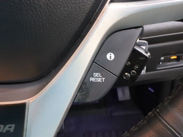 HONDA STEPWAGON SPADA 2012 Image 31