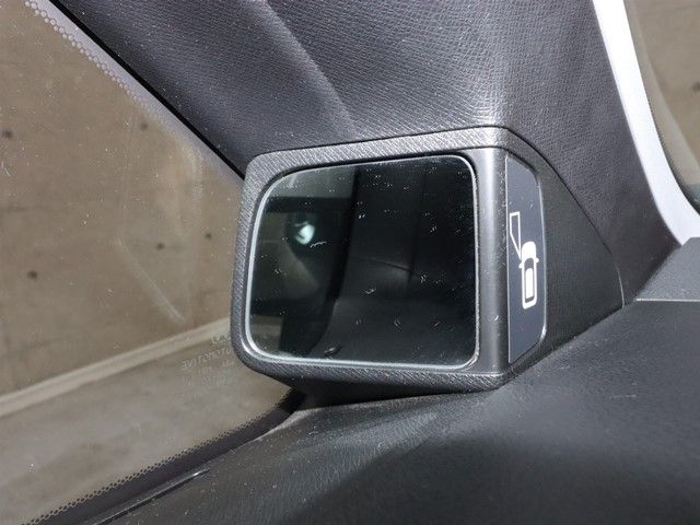 HONDA STEPWAGON SPADA 2012 Image 31