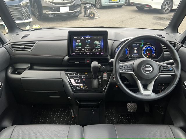 NISSAN ROOX 2024 Image 31