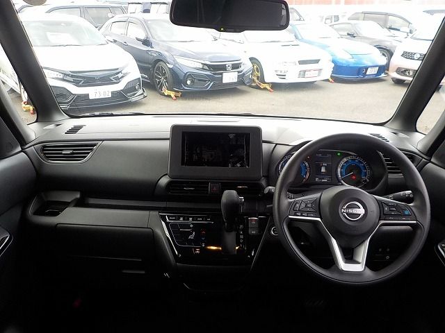 NISSAN ROOX 2025 Image 31