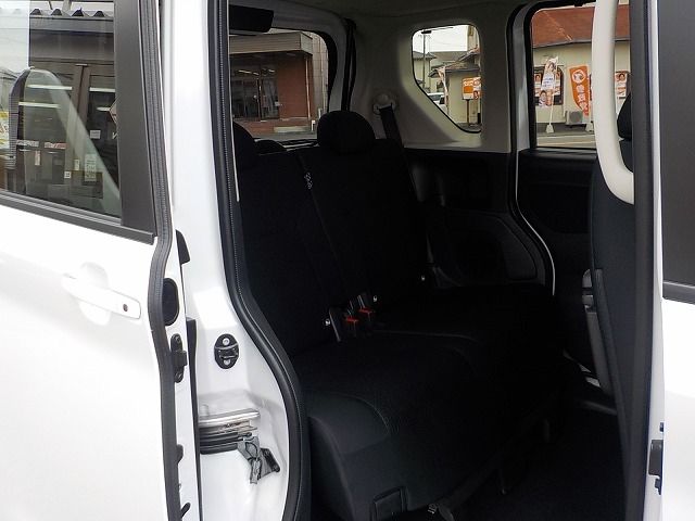 NISSAN ROOX 2025 Image 31