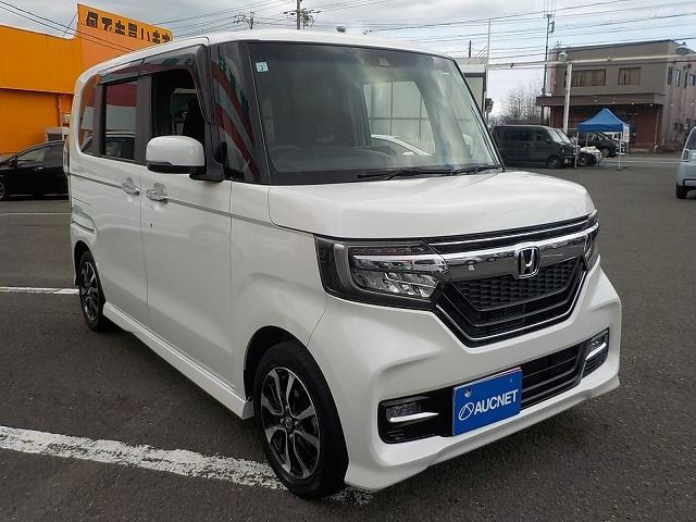 HONDA N BOX CUSTOM 2019 Image 31