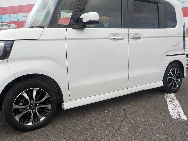 HONDA N BOX CUSTOM 2019 Image 31