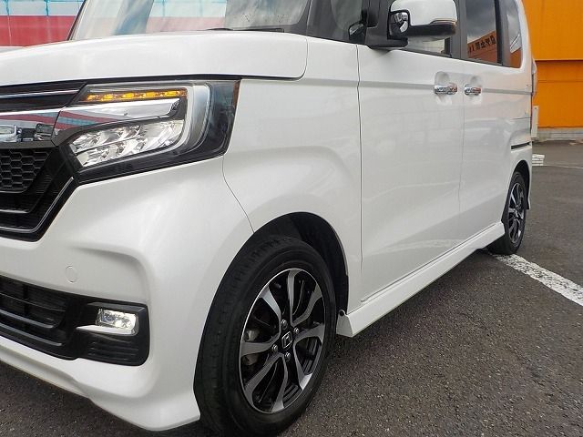 HONDA N BOX CUSTOM 2019 Image 31