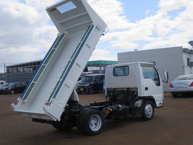 ISUZU ELF 2011 Image 31