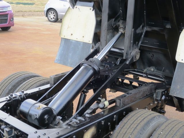 ISUZU ELF 2011 Image 31