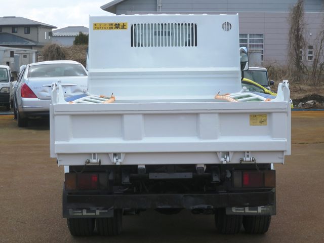 ISUZU ELF 2011 Image 31