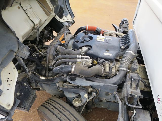 ISUZU ELF 2011 Image 31