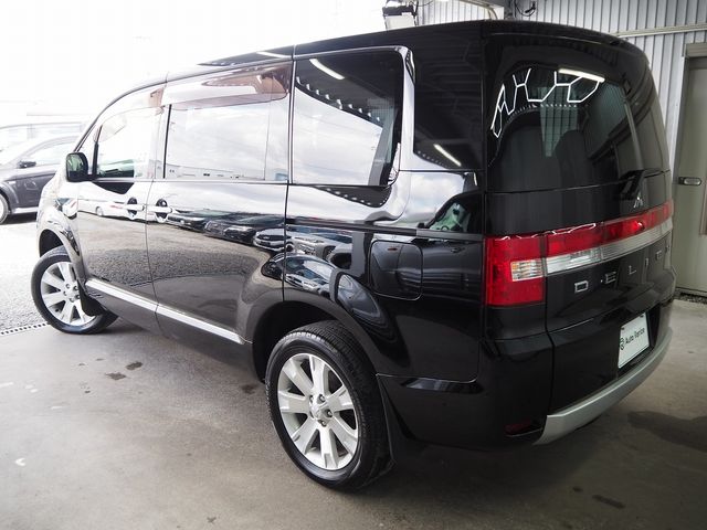 MITSUBISHI DELICA D:5 4WD 2013 Image 31