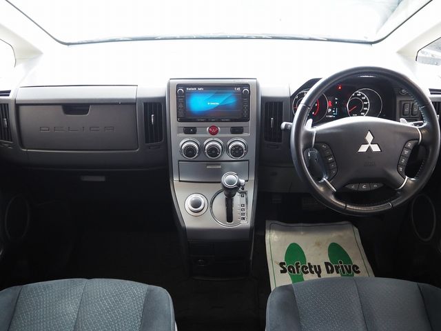 MITSUBISHI DELICA D:5 4WD 2013 Image 31