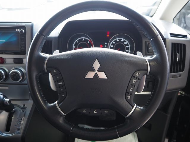 MITSUBISHI DELICA D:5 4WD 2013 Image 31