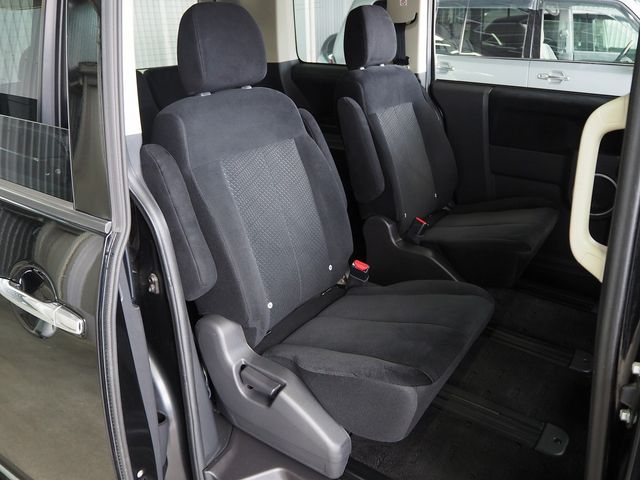 MITSUBISHI DELICA D:5 4WD 2013 Image 31