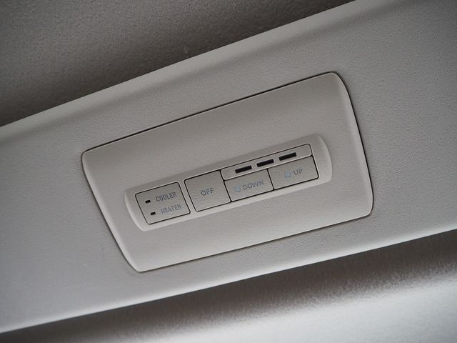 MITSUBISHI DELICA D:5 4WD 2013 Image 31