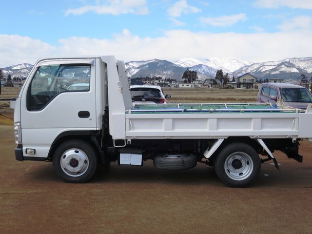 ISUZU ELF 2015 Image 31