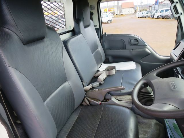 ISUZU ELF 2015 Image 31