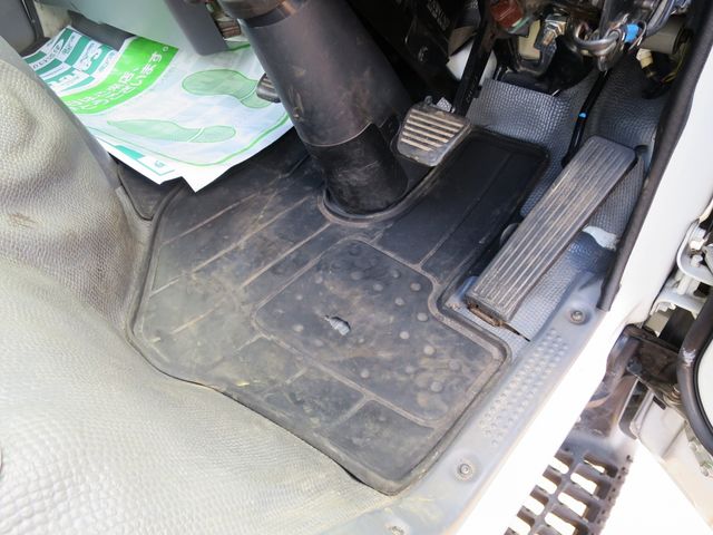 ISUZU ELF 2015 Image 31