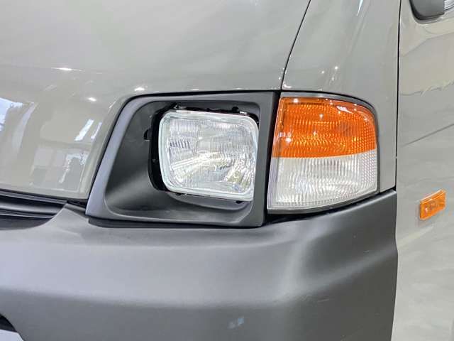 MAZDA BONGO TRUCK 1.15T 2W 2017 Image 31