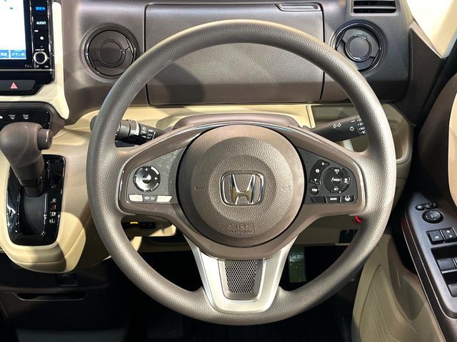 HONDA N BOX 2020 Image 31