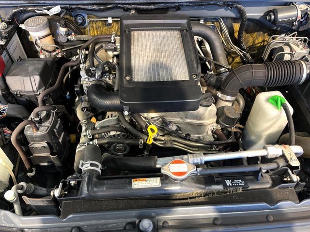 SUZUKI JIMNY 4WD 2017 Image 31