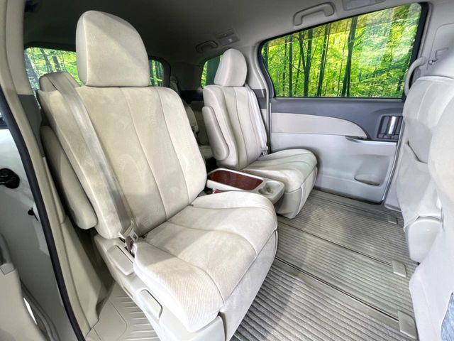 TOYOTA ESTIMA 2012 Image 31