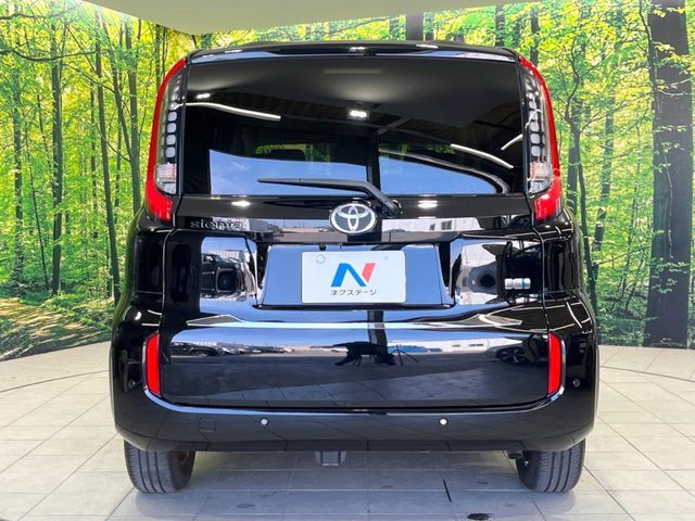 TOYOTA SIENTA HYBRID 2022 Image 31