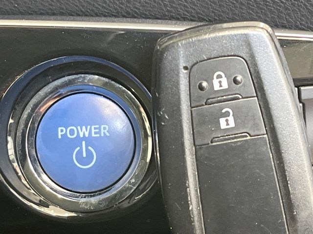 TOYOTA PRIUS 2016 Image 31