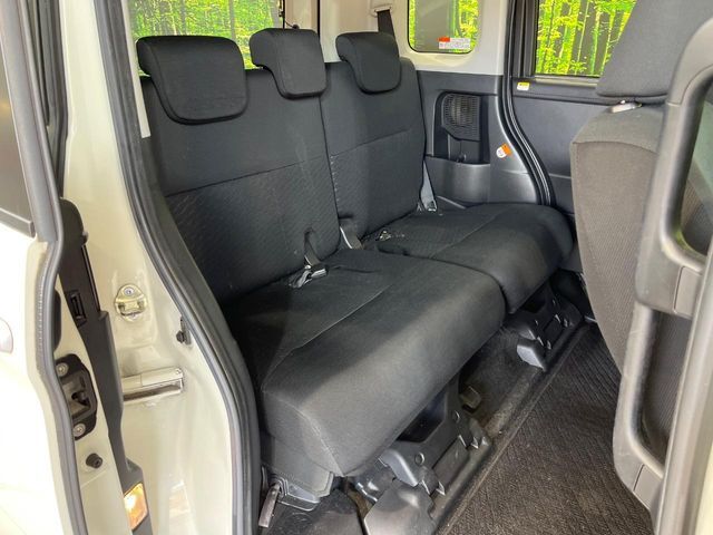 TOYOTA TANK 2018 Image 31