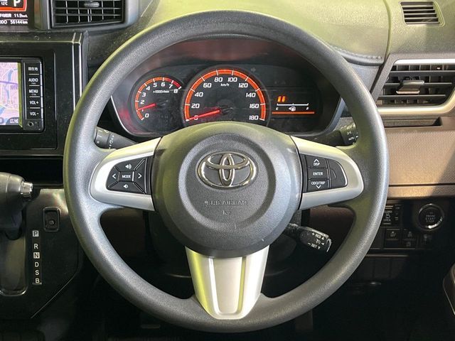 TOYOTA TANK 2018 Image 31