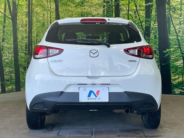 MAZDA DEMIO 2016 Image 31