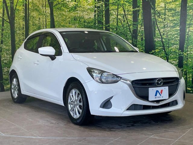 MAZDA DEMIO 2016 Image 31