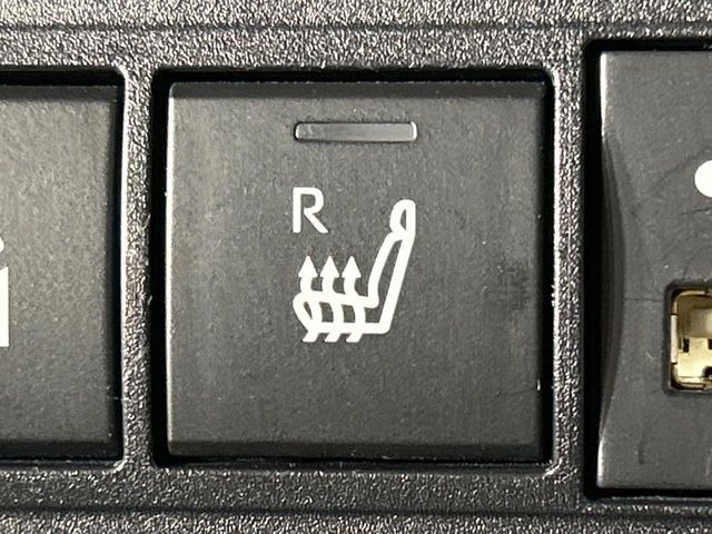 TOYOTA YARIS CROSS HYBRID 2023 Image 31