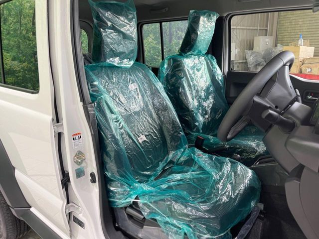 SUZUKI JIMNY NOMADE 2025 Image 31