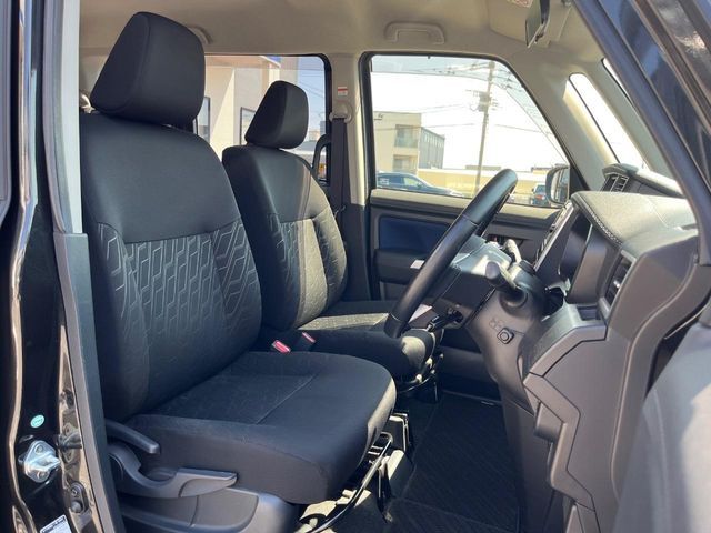 TOYOTA ROOMY 2017 Image 31