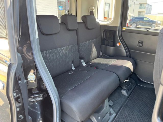 TOYOTA ROOMY 2017 Image 31