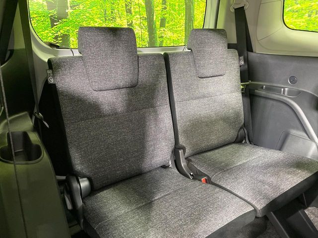 TOYOTA SIENTA HYBRID 2025 Image 31