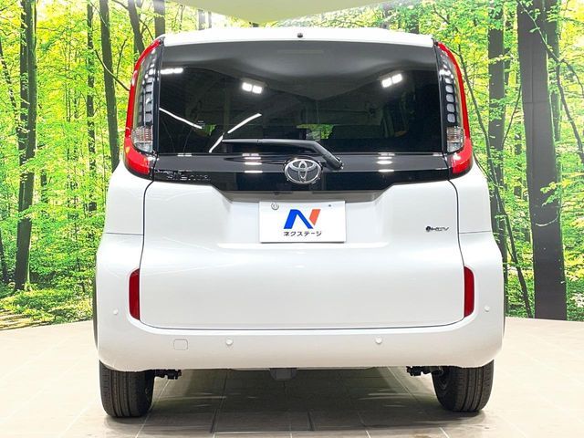 TOYOTA SIENTA HYBRID 2025 Image 31