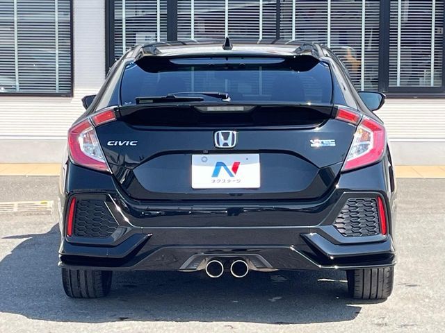 HONDA CIVIC HATCHBACK 2017 Image 31