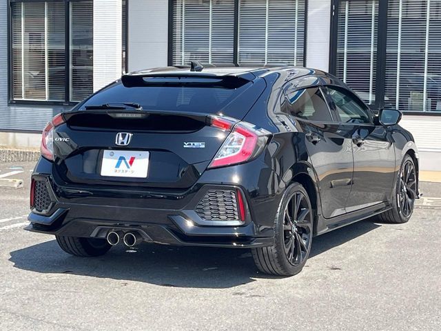 HONDA CIVIC HATCHBACK 2017 Image 31