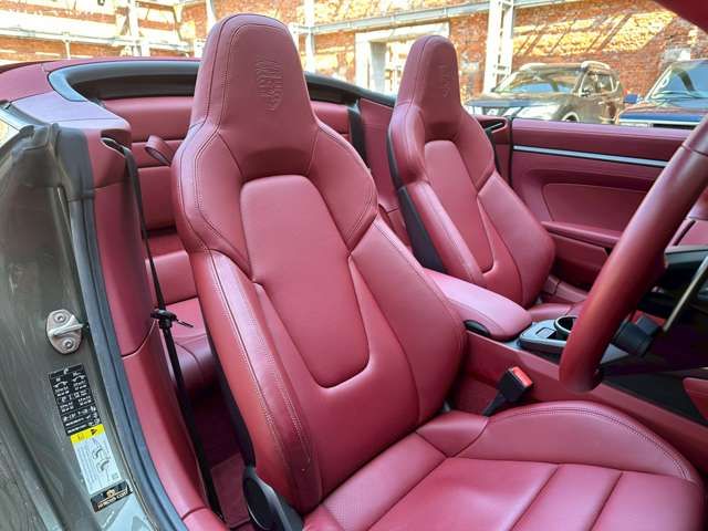 PORSCHE 911 2023 Image 31