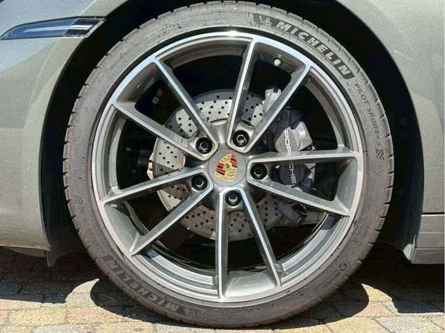 PORSCHE 911 2023 Image 31