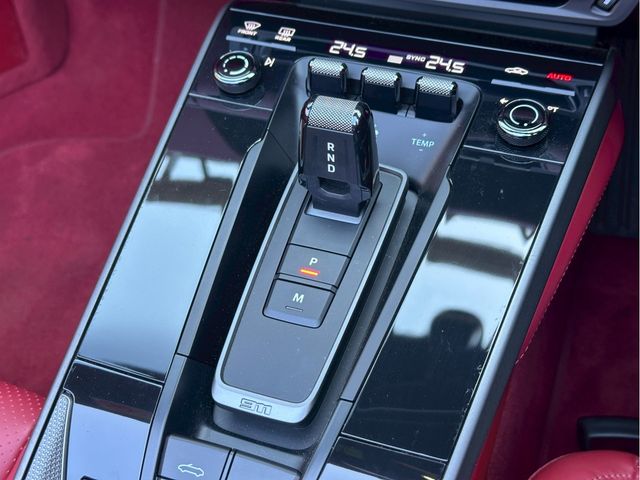 PORSCHE 911 2023 Image 31