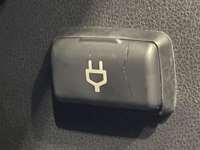 NISSAN NOTE 2018 Image 31