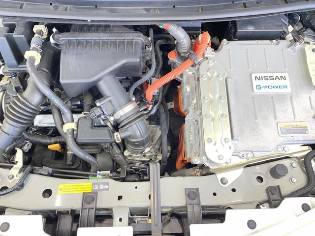 NISSAN NOTE 2018 Image 31