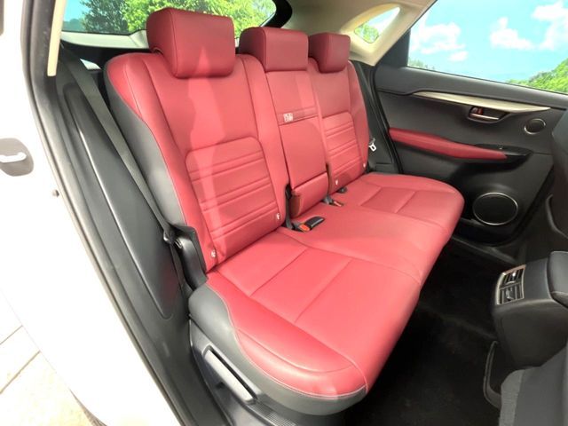 TOYOTA LEXUS NX300 2019 Image 31