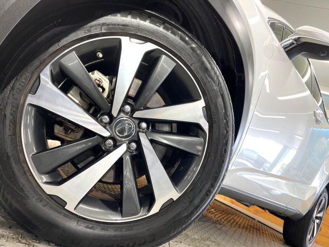 TOYOTA LEXUS NX300 2019 Image 31