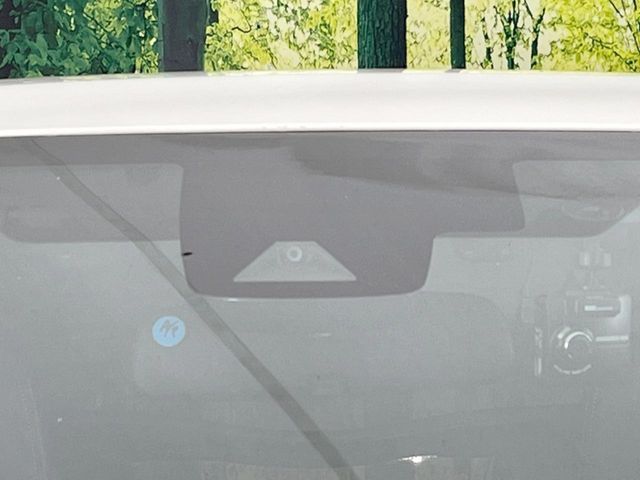 TOYOTA PRIUS PHV 2018 Image 31